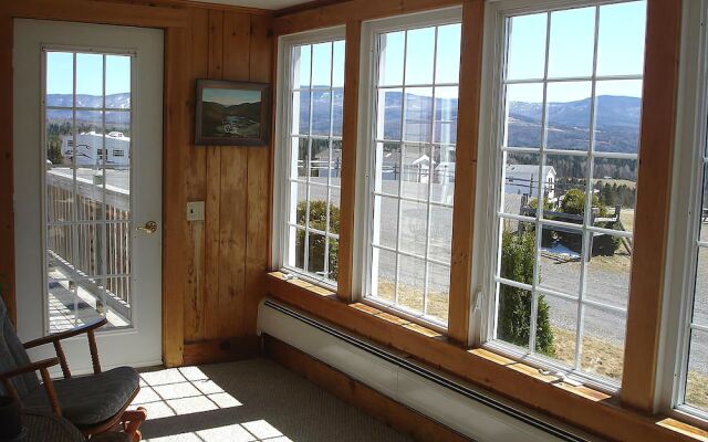 Notch View Inn