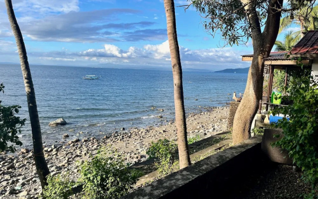 Villa Milagros Dive Inn Anilao