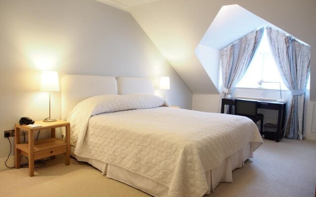 Monarch House Serviced Apartments