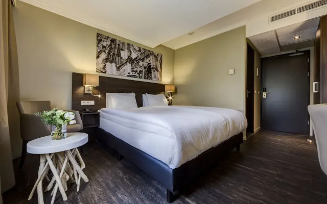 Отель Fletcher Hotel-Restaurant 's-Hertogenbosch