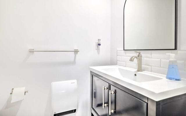 Game Room + Lake Access: Serene Tobyhanna Retreat