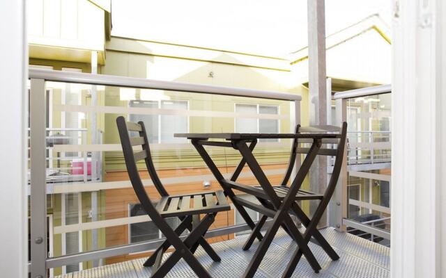 On the Columbia Vacation Apartments