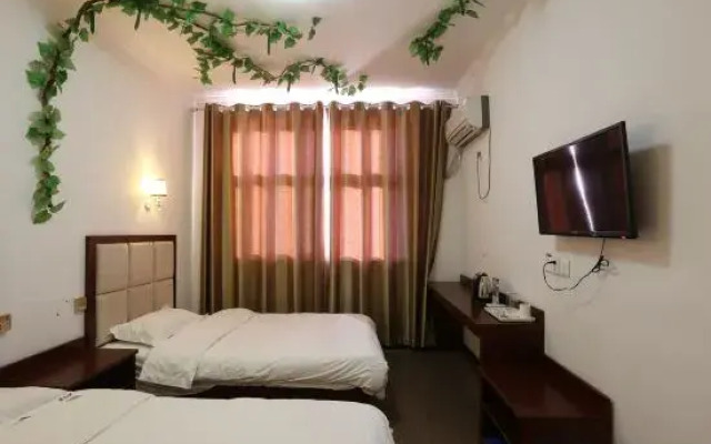 Xinzheng Yujiayu Express Hotel (Shuanghu Avenue Engineering College)