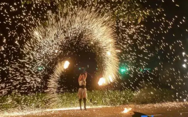Nhà Nguyên Căn Costis 5 Phòng Ngủ