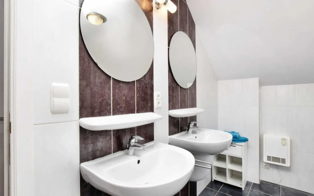 Charming Holiday Home in Durbuy With Sauna