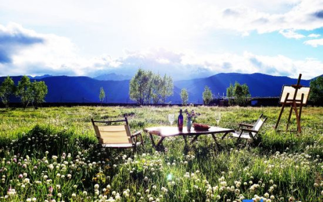 Shangri La Napahai Yila Pastoral Tent Hotel – Outside – Shangri-La