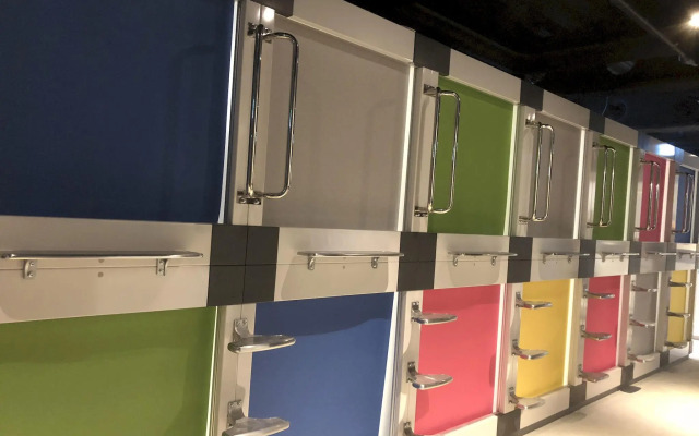 Capsule Hotel Transit Shinjuku