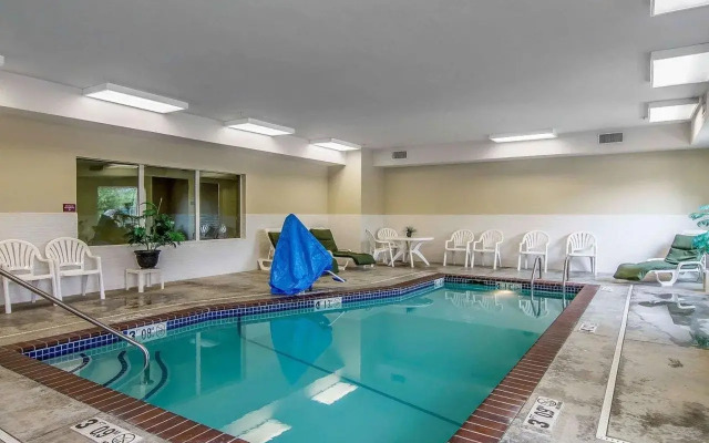 Comfort Inn & Suites Van Buren - Fort Smith