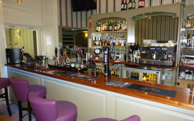 The Riverside House Hotel