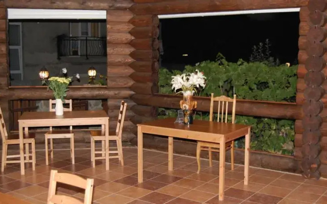 Guest House U Morya