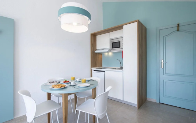 Cala En Blanes Beach Apartments