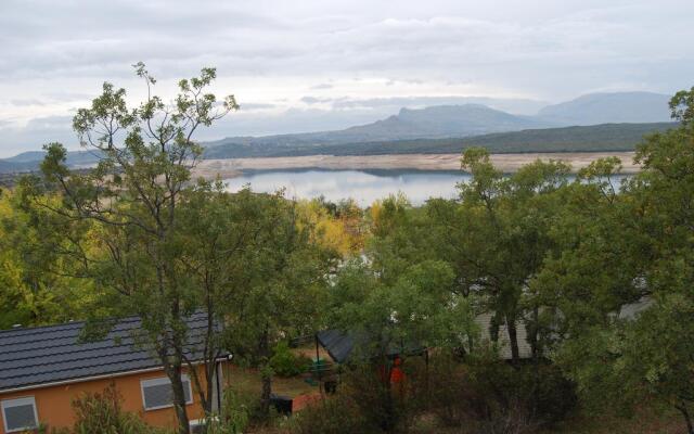 Camping de Cervera de Buitrago