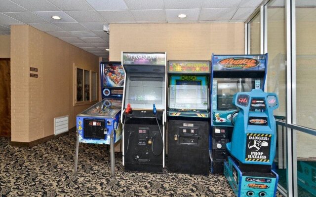 Best Western Summit Inn