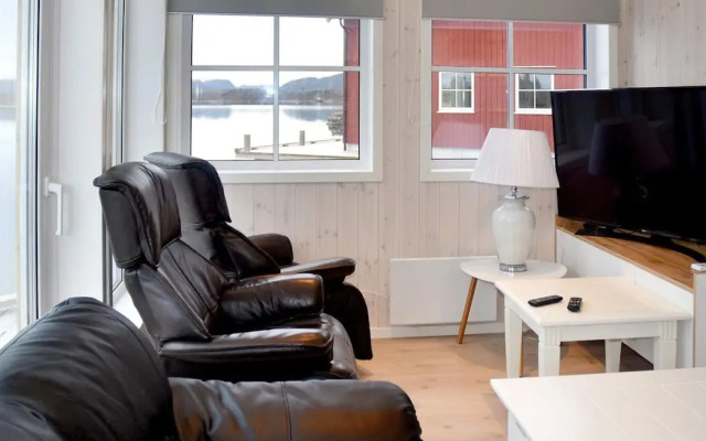 6 Person Holiday Home in Bud