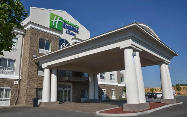 Holiday Inn Exp Richwood Cincinnati S