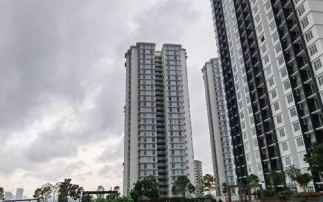 A1403 JB CITY SKS HABITAT LARKIN 2BR 6Pax 100mbps NETFLIX!! By STAY – Outside – Johor Bahru