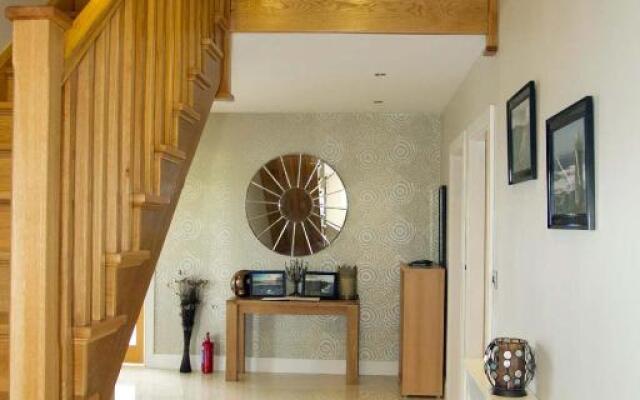 Cahermaclanchy House B&B
