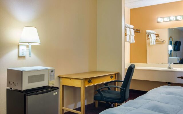 Motel 6 Macon, GA