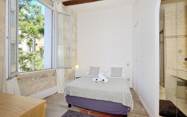 Cute Apartment in Heart of City