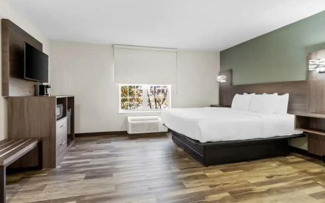 Quality Inn & Suites Columbia Harbison