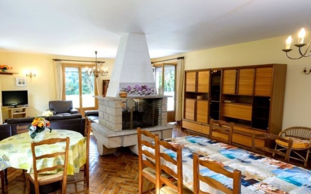 Villa With 5 Bedrooms in Concarneau, With Private Pool, Furnished Gard