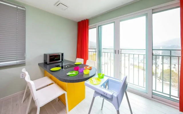 My Chu Kids Pool Villa Pension