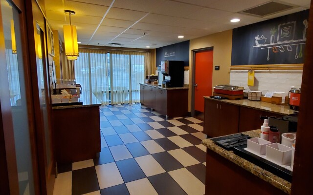 Hampton Inn Hillsville