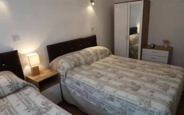 Devoncoast Seaview Apartments