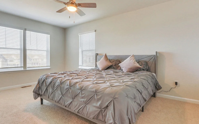 2 Mi to Dtwn Frederick: Updated Townhome