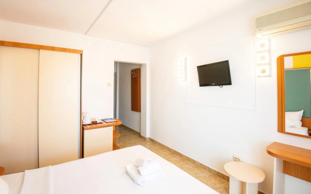 Hotel Modern