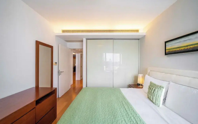 Tyms Spacious 2BR 1BA Apt Xuhui Metro