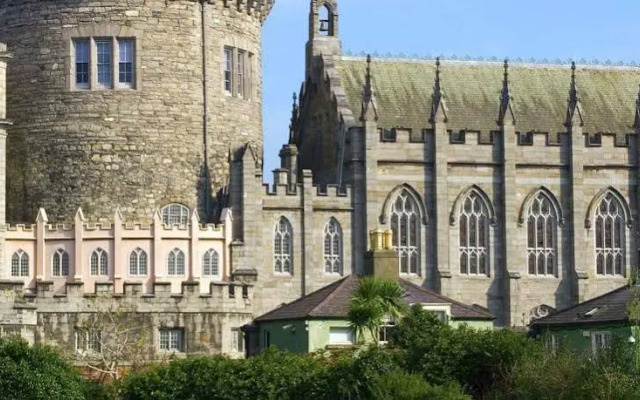 Parliament Hotel Temple Bar (formerly Arlington)