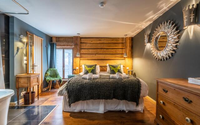 LA FERME DE MARGOT - Unique 5-bedroom Renovated Farmhouse