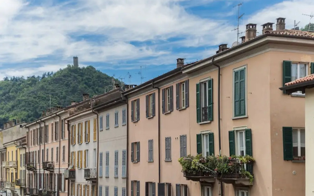 Old Court Hideaway in Como