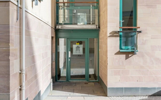 Quirky 1 Bedroom Apartment Next to Holyrood Palace