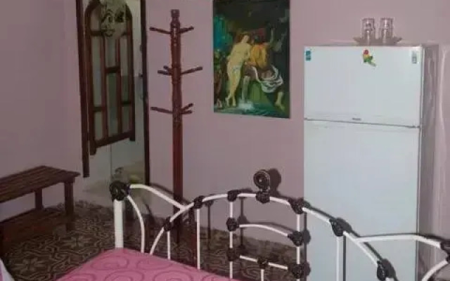 Leidys and Friends Rooms