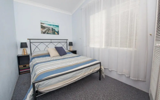 The Pines 8 - Shoal Bay