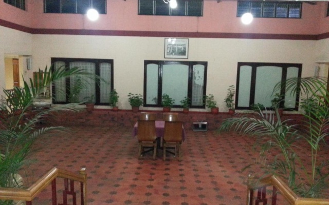 Hotel Preethi Classic Towers – Lobby – Ooty