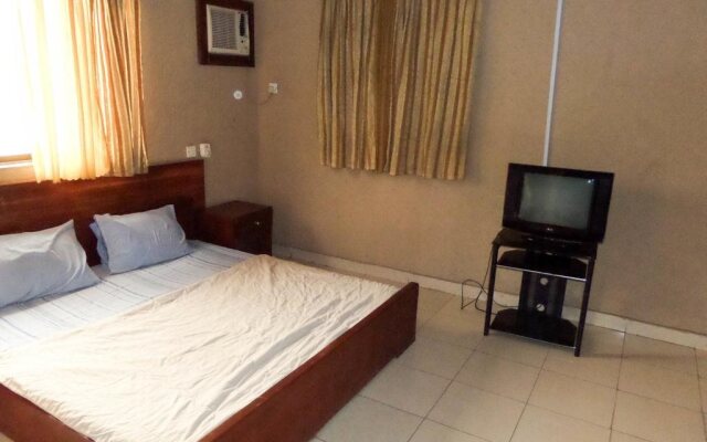 Dansaky Hotels & Suites