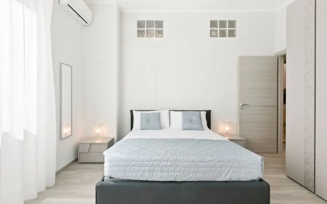 Grattacielo Ina Apartments