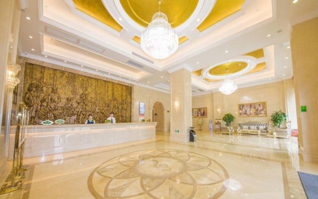 Vienna Hotel Qingyuan Taihe Ancient Cave – Lobby – Qingyuan
