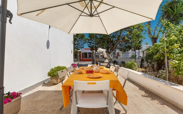 2482 Villa Estate by Barbarhouse