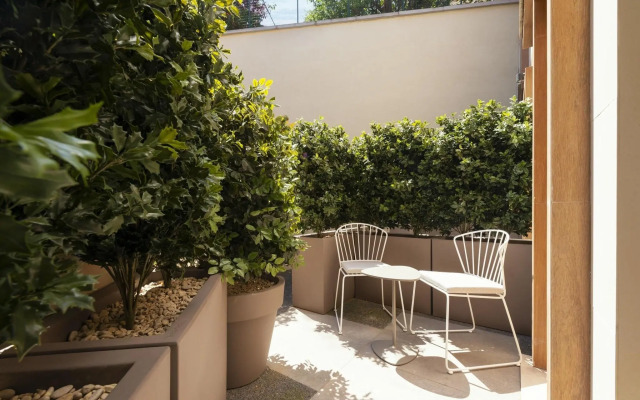 Loly Boutique Hotel