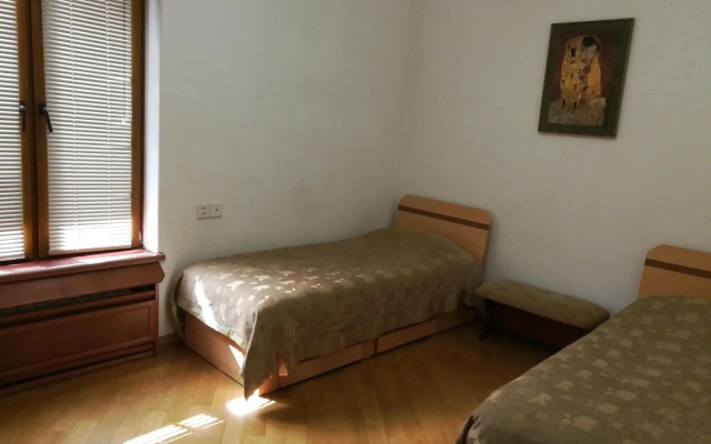 Penthouse in the City center with BBQ terrace