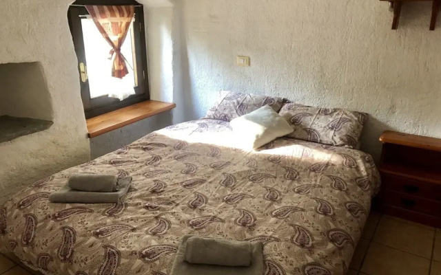 Malarz Alps Apartment by holidayngo