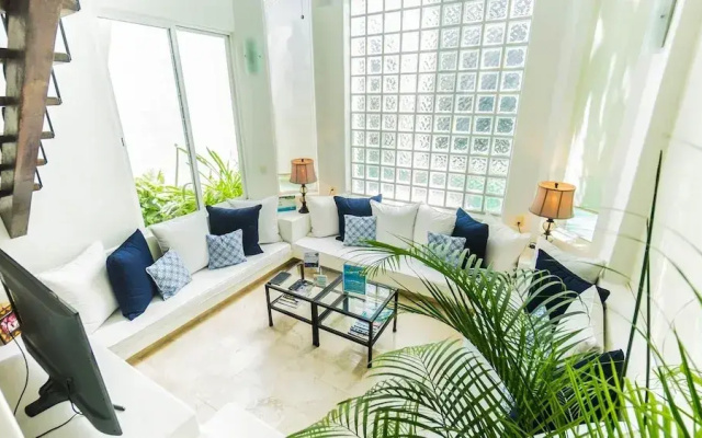 Royal Palms 5 2 Bedroom Condo by RedAwning