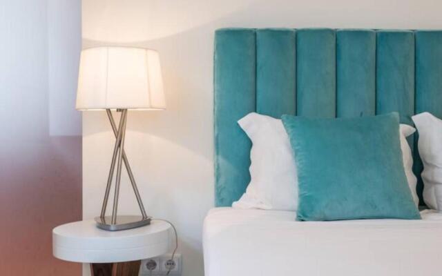 Guestready - The New Behind Blue Eyes