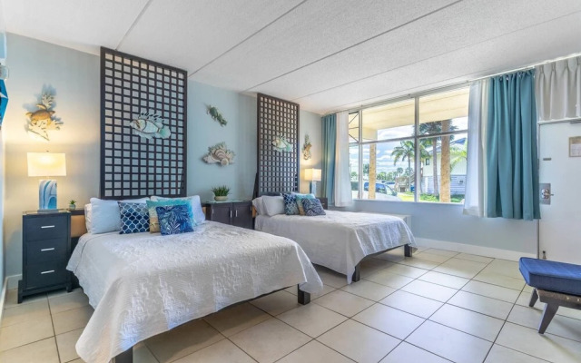 506 Little Harbor Inn
