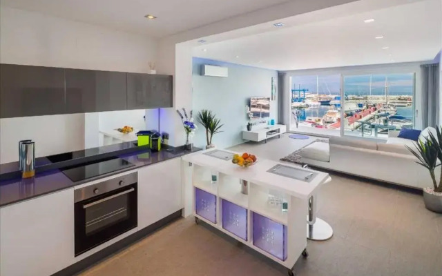 Modern Frontline Puerto Banus Apartment M2