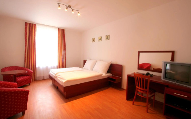 Aparthotel Susa
